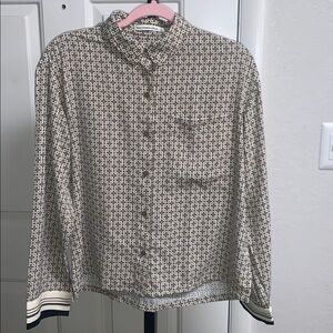 Abercrombie and fitch geometric 70s inspired collared button up blouse small